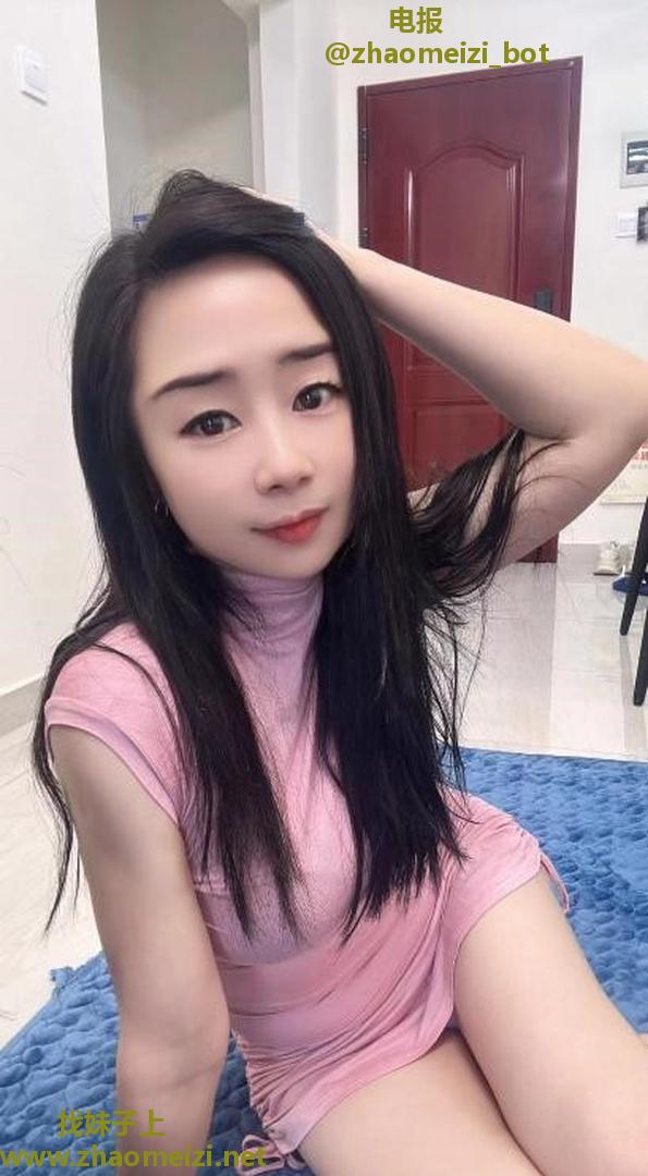 服务很棒的少妇