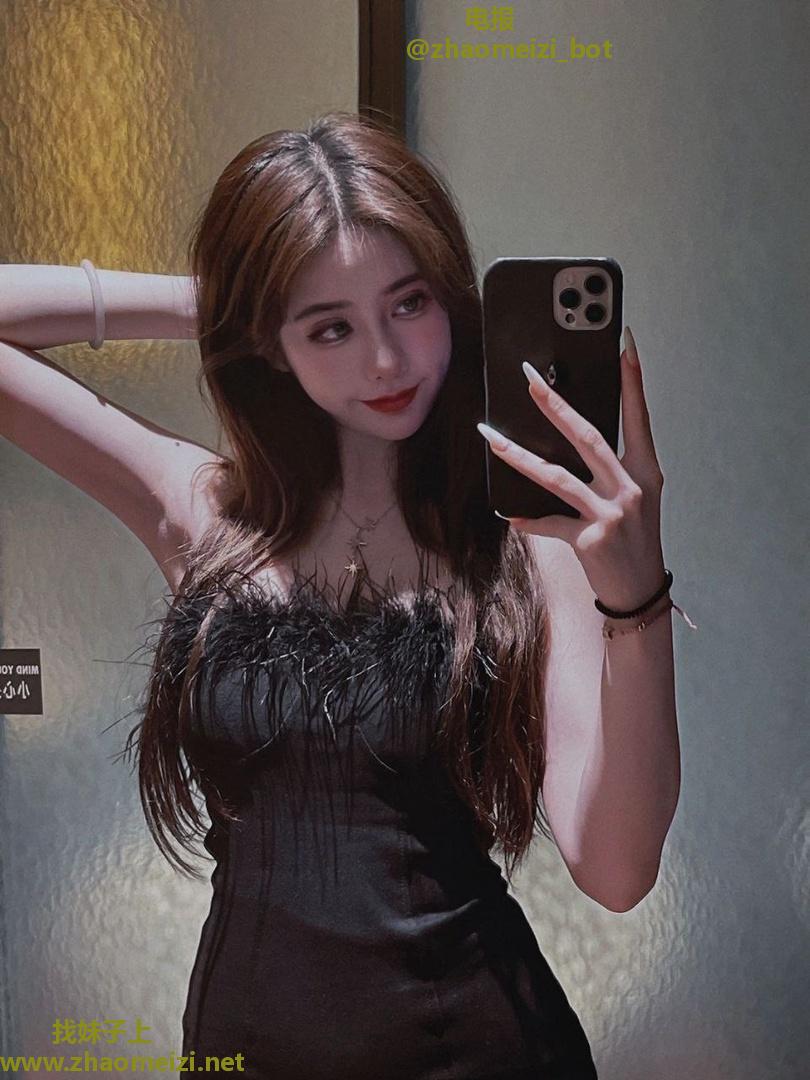 莉莉！！水多&hearts;粉嫩兼职