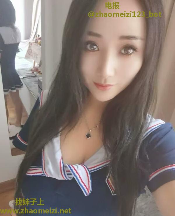 风骚颜值美女小梅