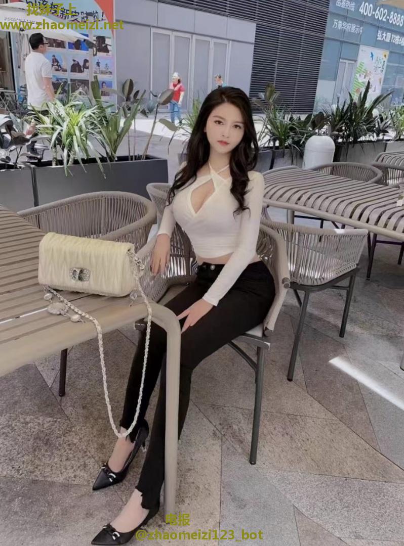 性感小妹服务超级好