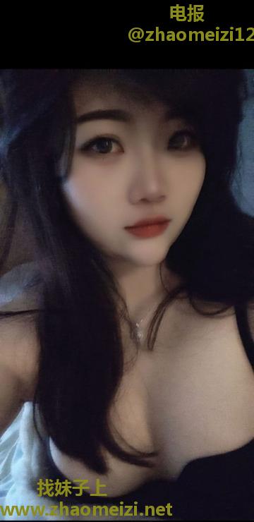 天河大胸玫瑰