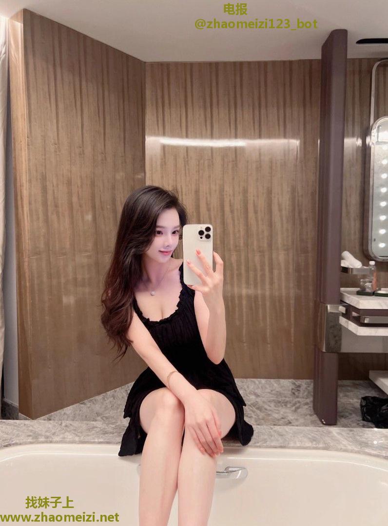 姐姐穿上性感制服干到腿软