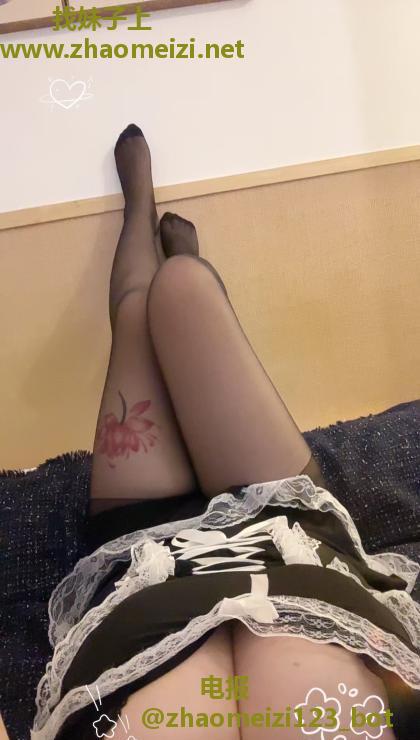 短发大胸兼职嫩妹