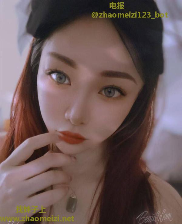 蜜桃臀桃子老师