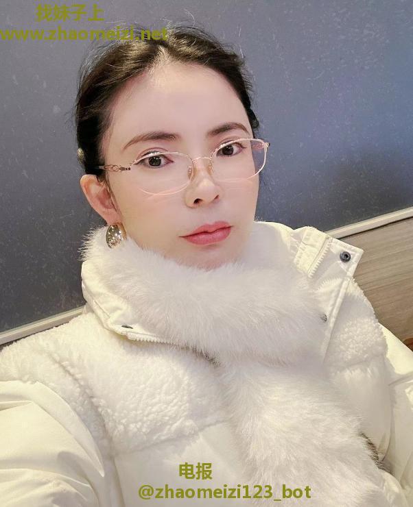 双飞姐妹