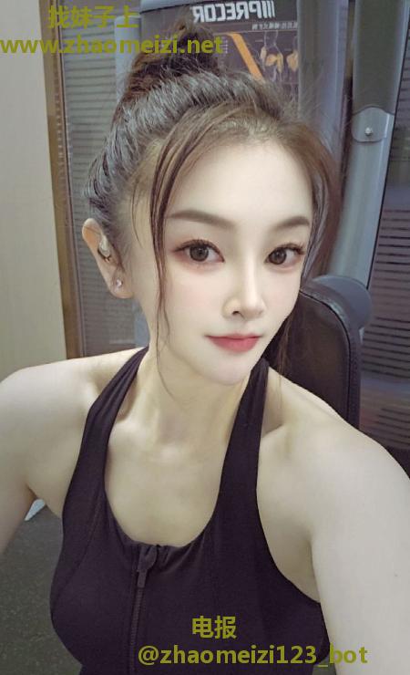 情趣诱惑颜值甜儿