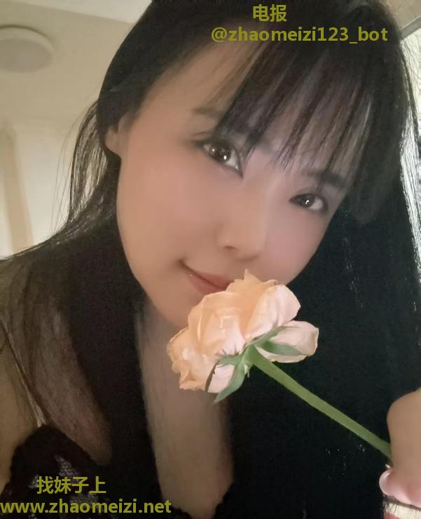 东晓南毒龙少妇