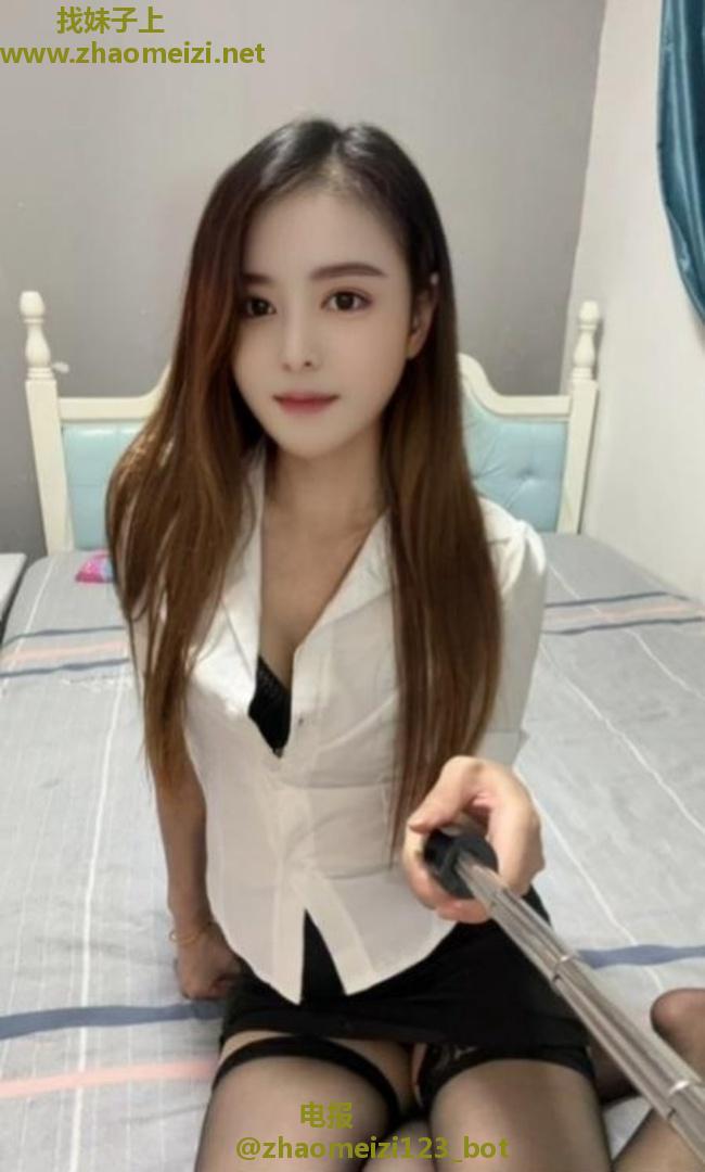  风骚性感小姐姐 