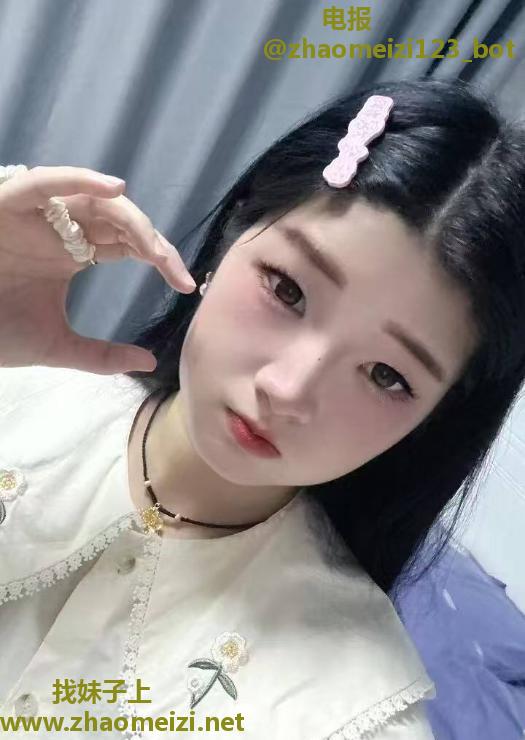 巨臀嫩妹小橘子