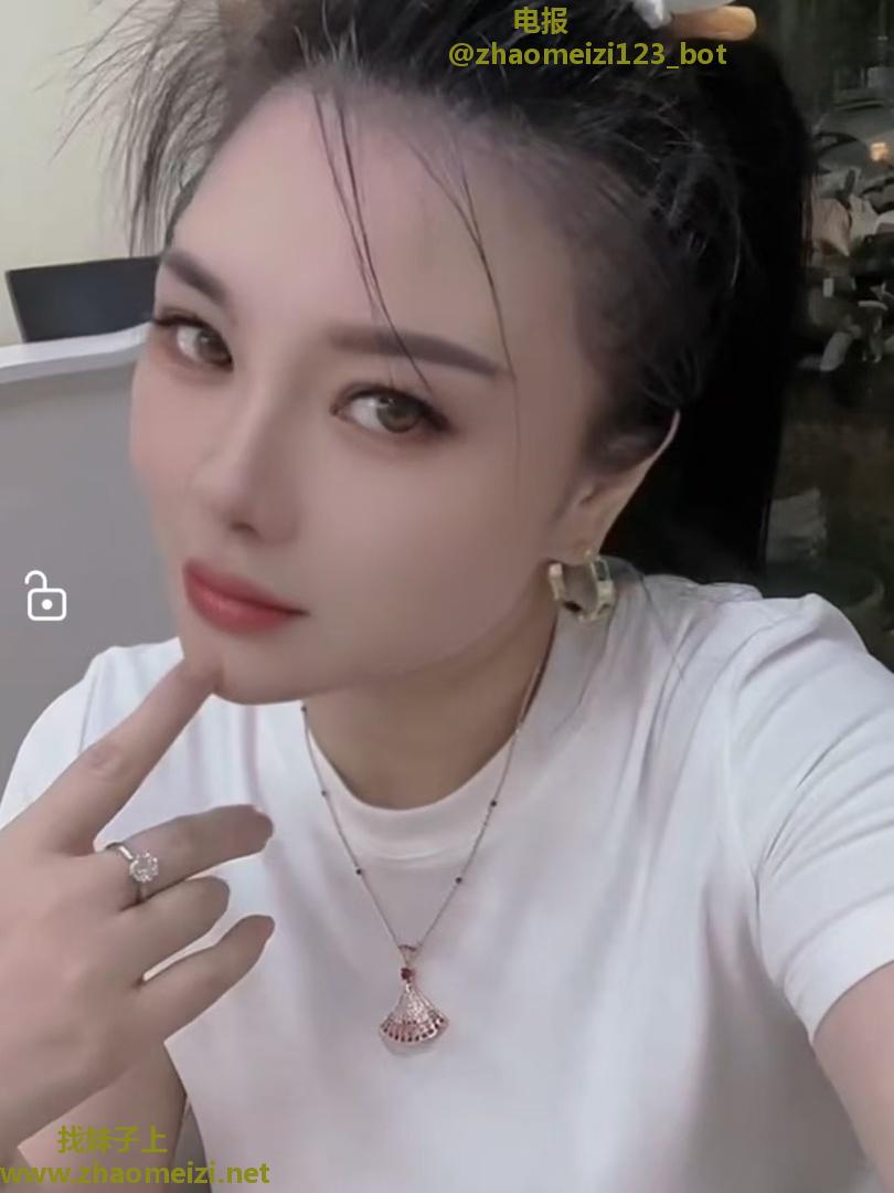 罗湖风骚少妇