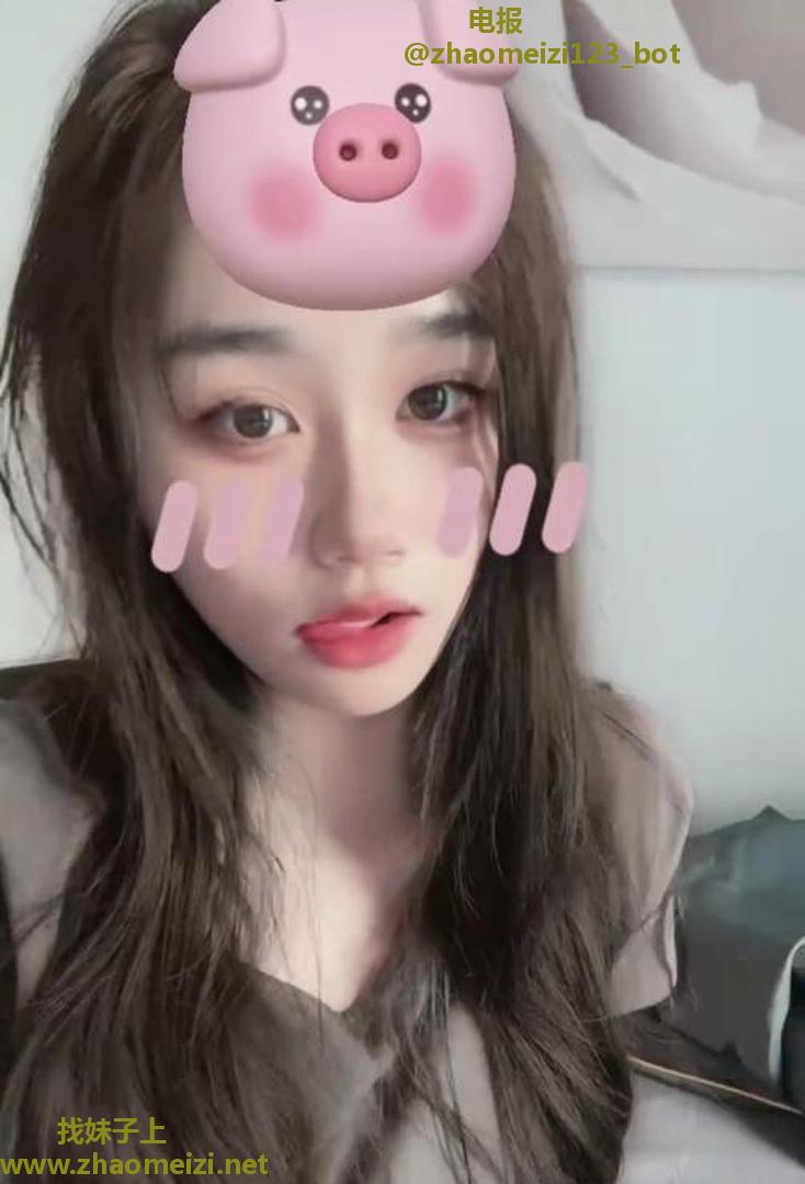 三点粉的清纯小嫩妹