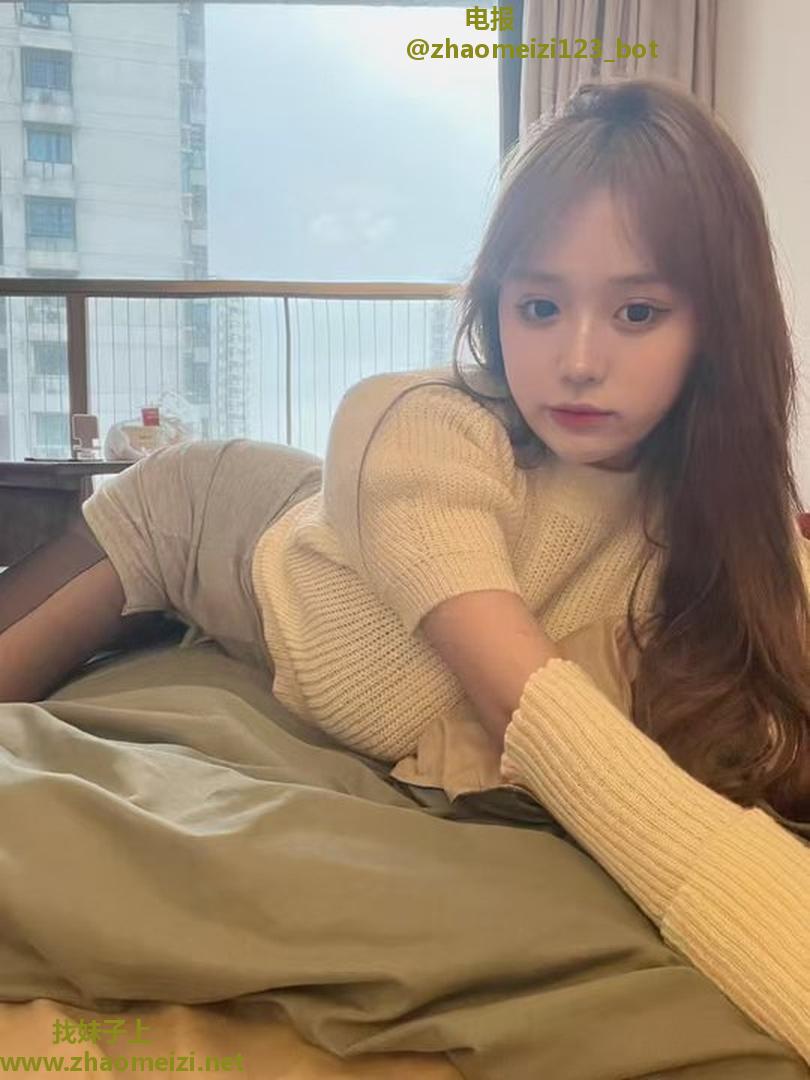 鹿城极品身材小嫩妹