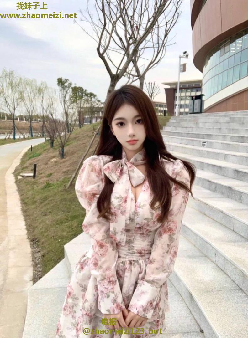 高颜值骚穴美鲍小姐姐