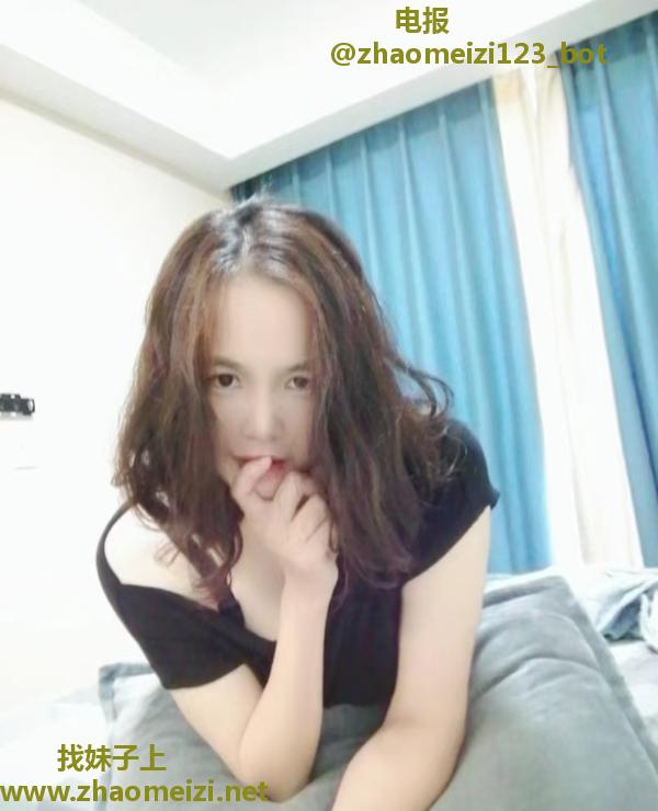 喷潮小骚妇七喜