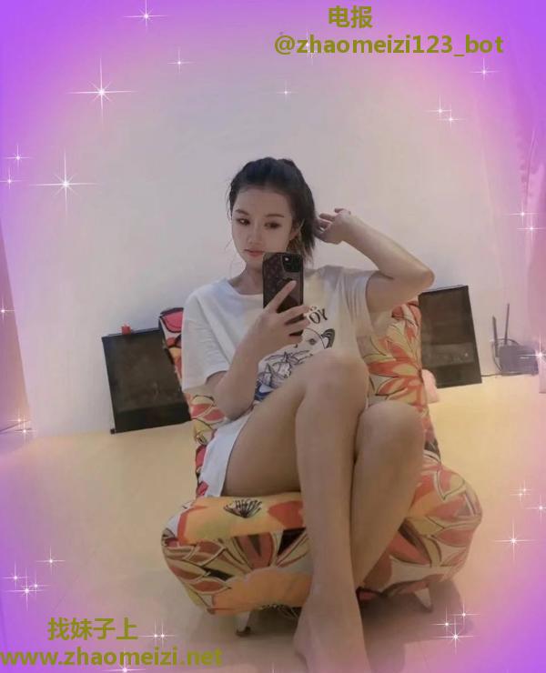 禅城翘臀美琪老师