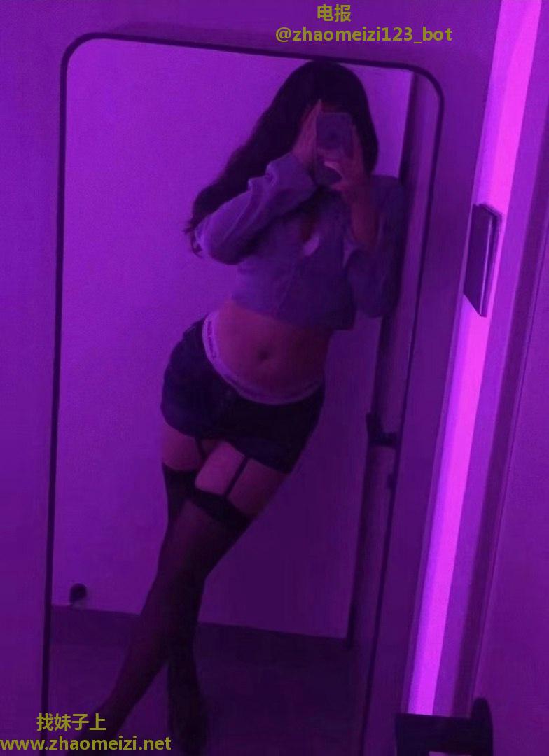 小骚妹鲍紧会夹很棒