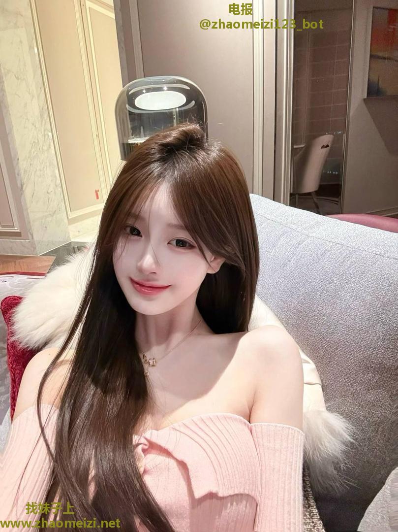 性感白嫩美鲍婷婷