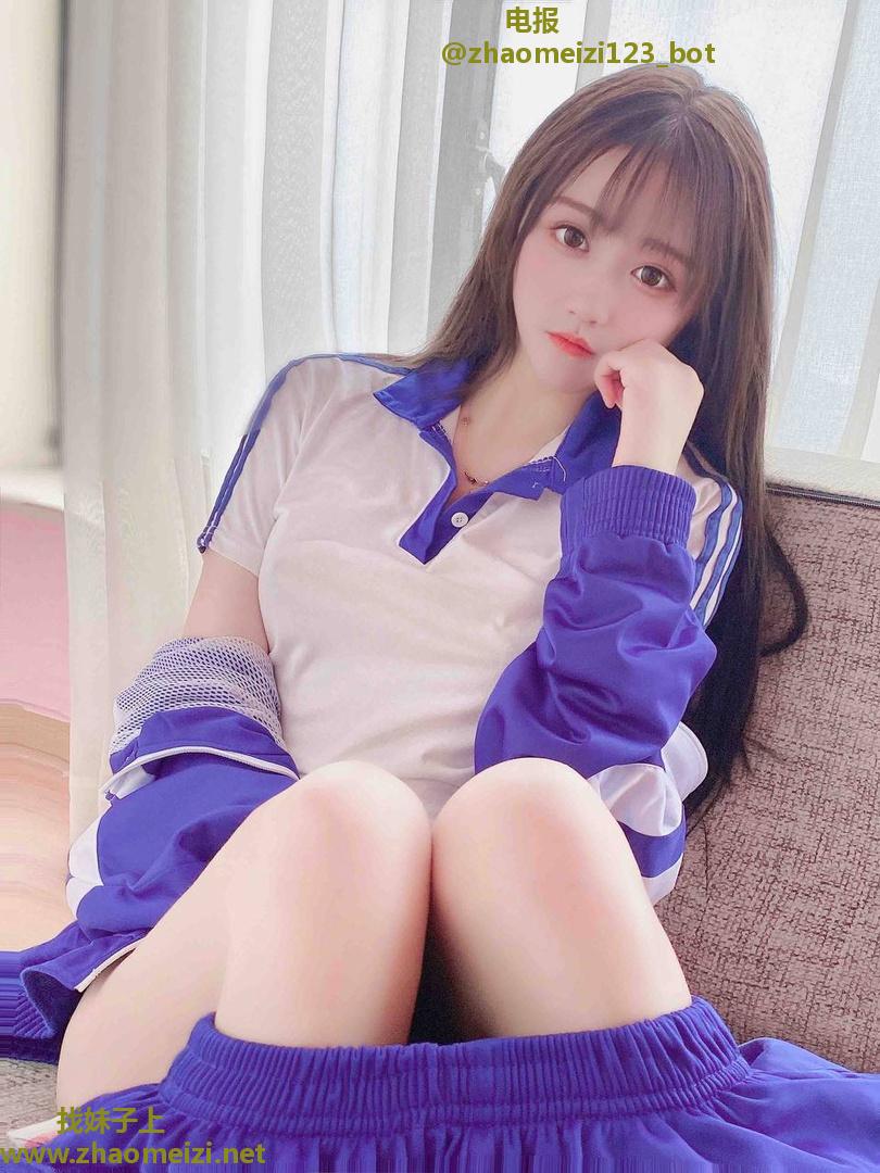 天然一线湿穴学姐兼职