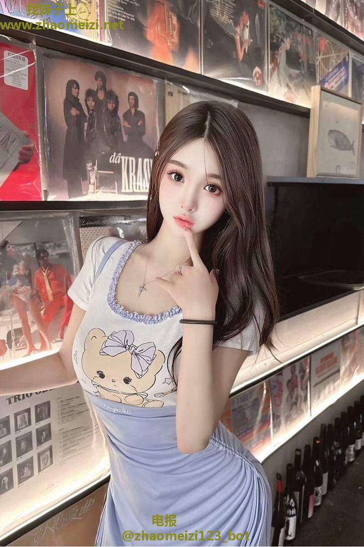 性感小美女B紧粉嫩水多