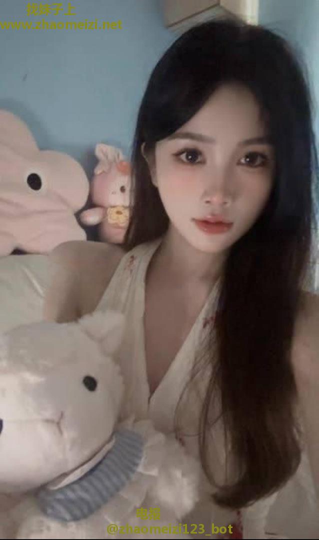禅城可盐可甜的妹子