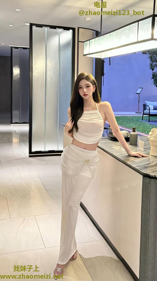 零零后馒头穴湿妹