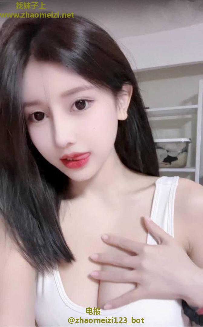 天生敏感精致可爱萝莉