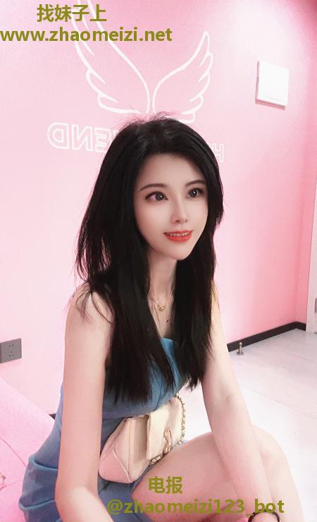 梅花园腿精依依