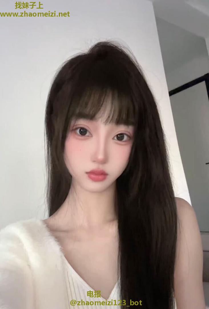 诱人黑丝呻吟少妇