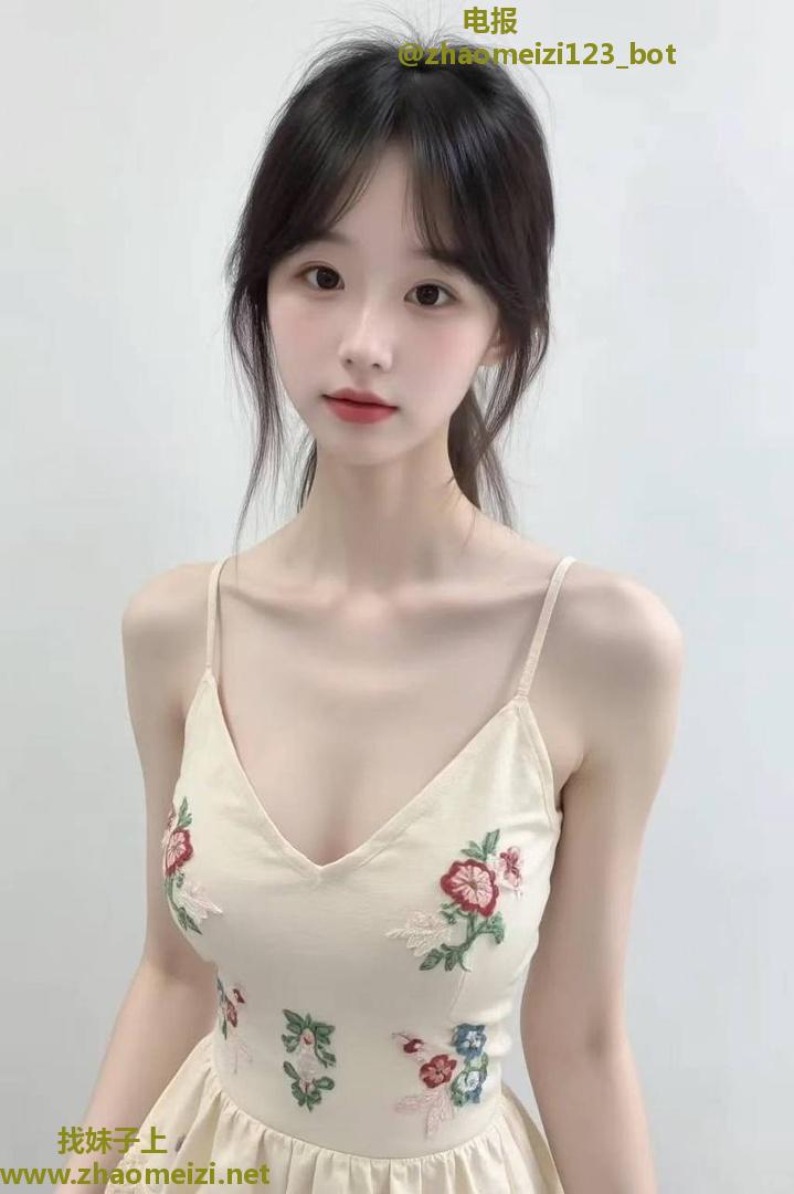 清纯可爱反差骚嫩眼镜妹