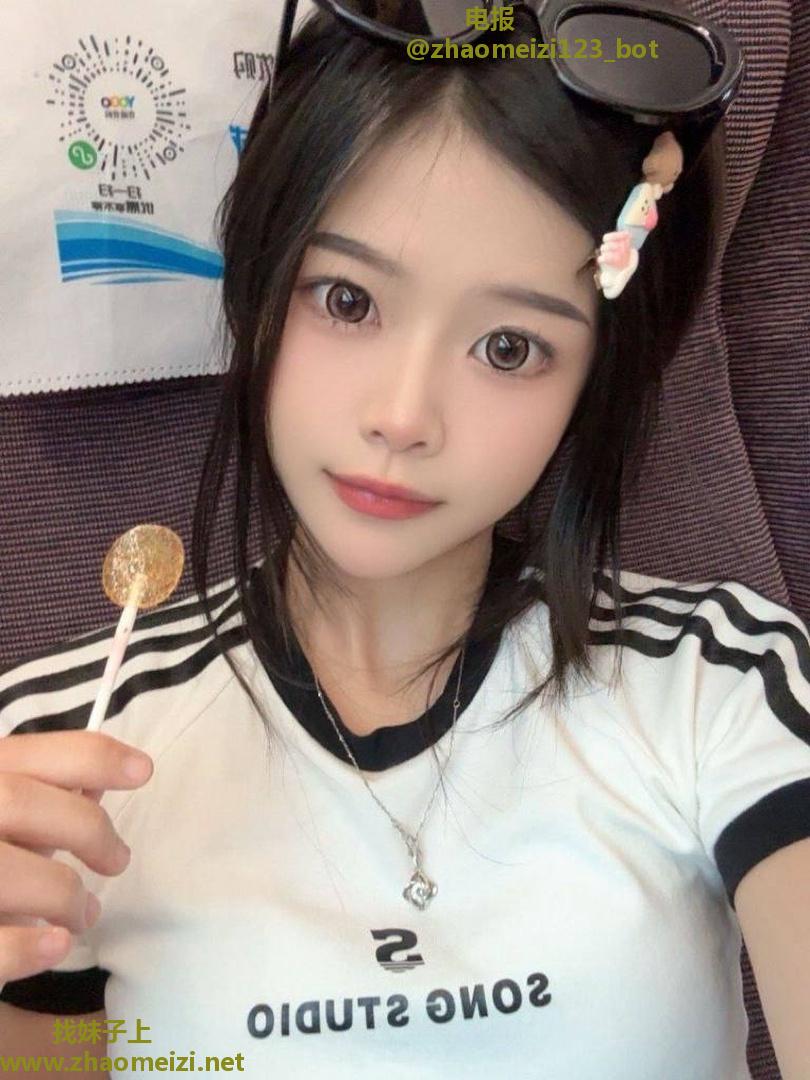 长安很会玩湿穴嫩妹