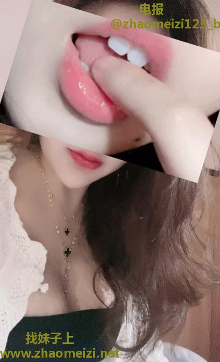 前凸后翘骚货
