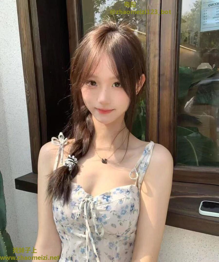 肥臀巨乳性感多汁姐姐