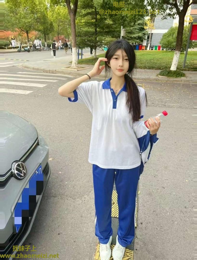 短期兼职清纯校花