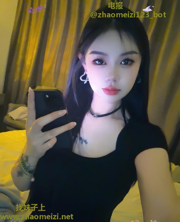 上城巨臀白虎小辣椒