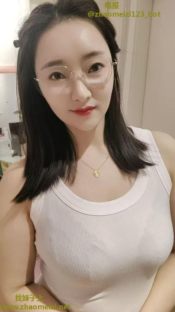 碑林丰满紧致御姐