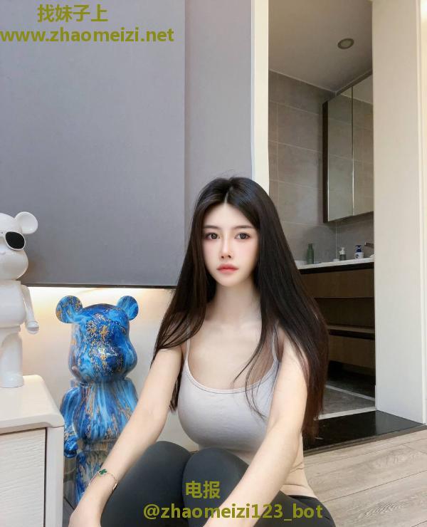 性感大胸身材好妹子