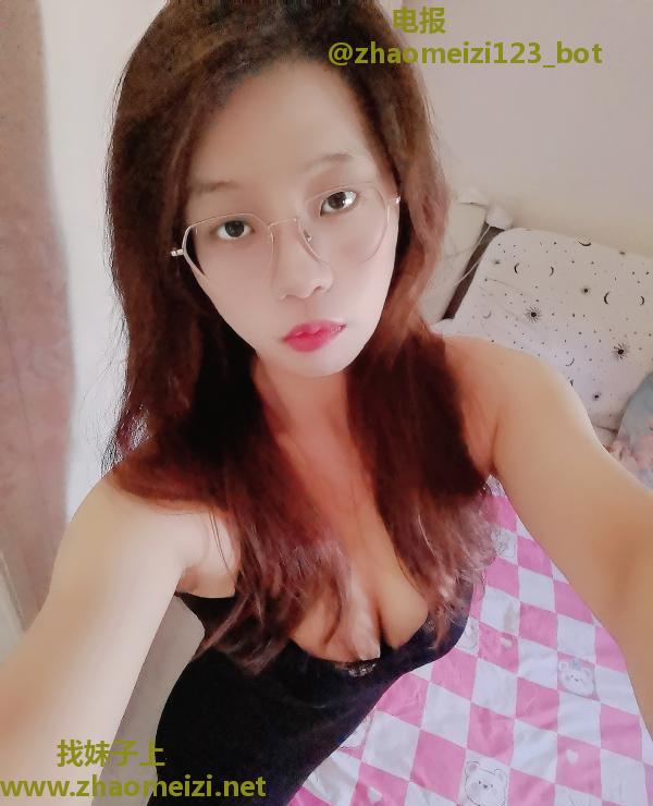 温柔性感长腿鱼儿