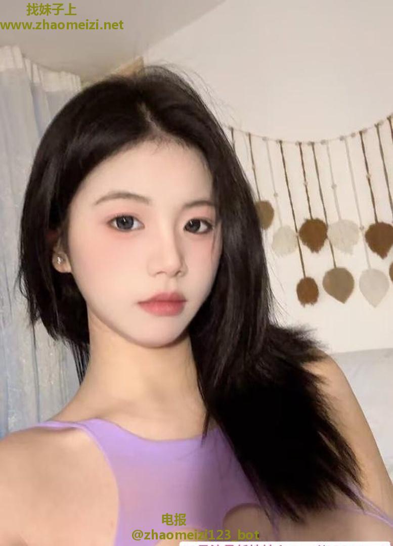 风骚翘臀瑜伽妹