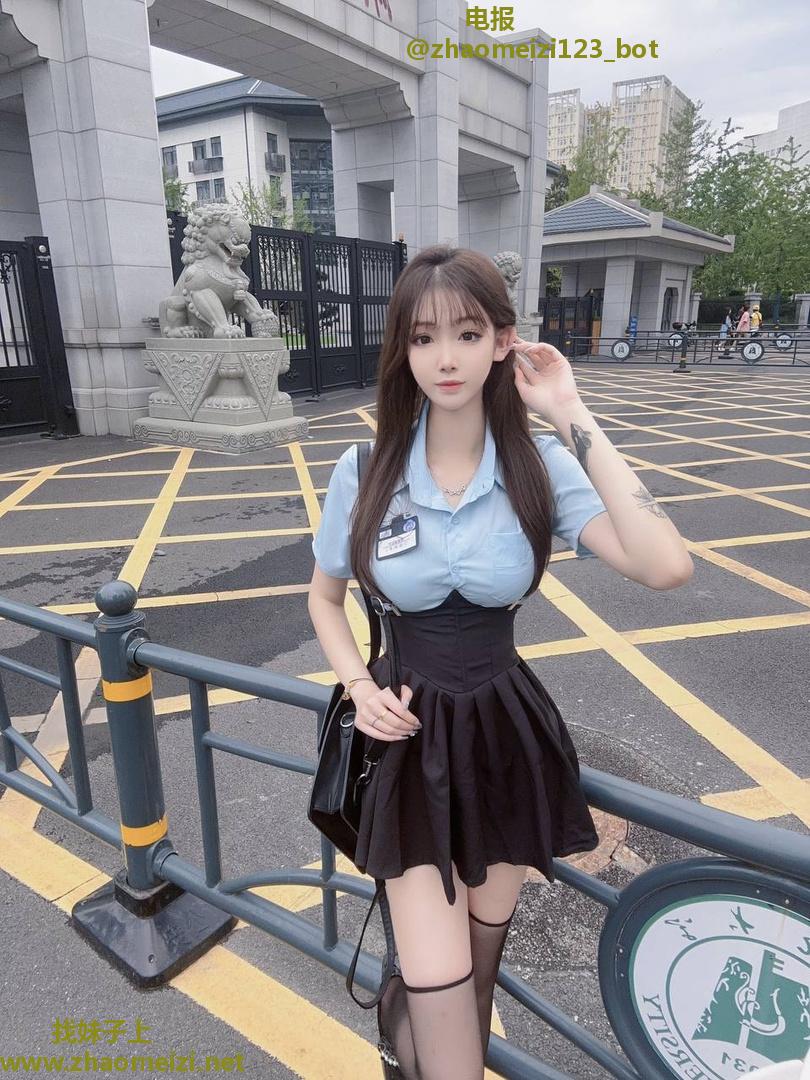 身材高挑汁水饱满