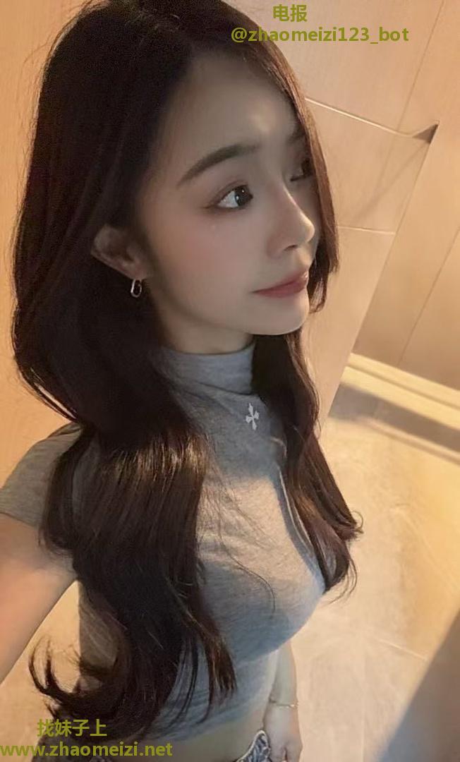 杭州汽车站高颜值小妹