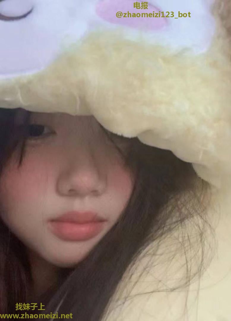 软妹小萝莉白嫩掐得出水