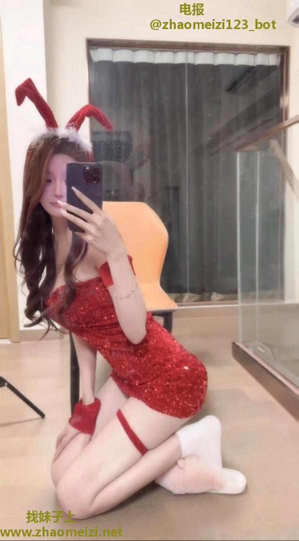 柯桥诱人蕾丝边兔女郎