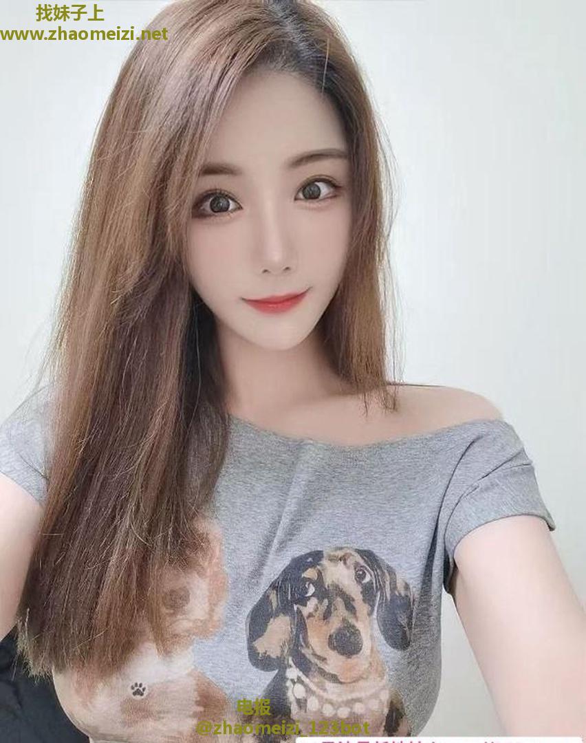 前凸后翘美乳绾绾