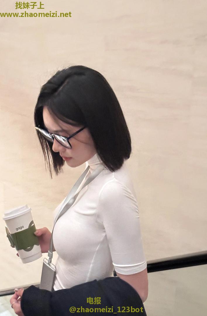 兼职平面模特出来挣外快