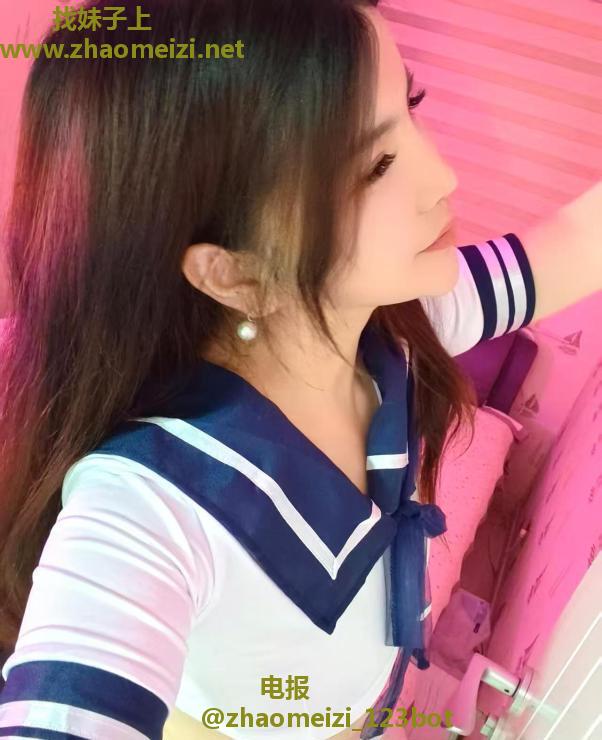 西安美臀小少妇