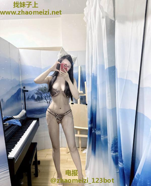 服务系颜值完美身材