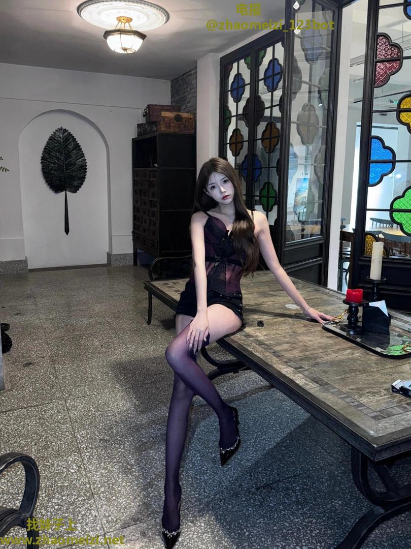 极品长腿诱人魅魔