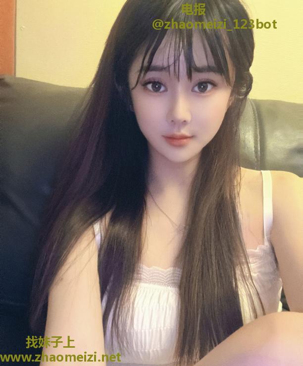 青春活力的小妹妹