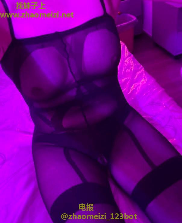 东站淫荡熟女娜娜