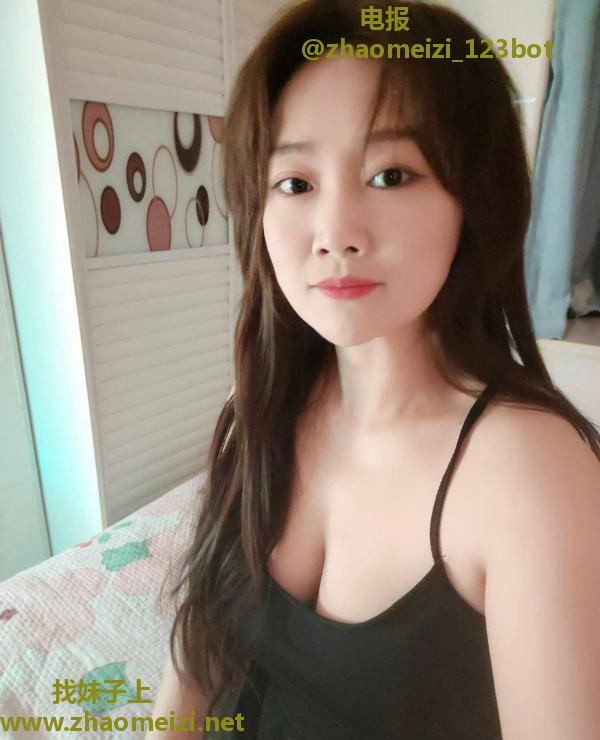 白云大胸可可